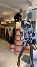 Caraco 111 Abbigliamento scontato del 50%